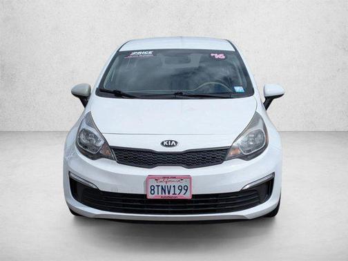 Clear White 2016 Kia Rio LX