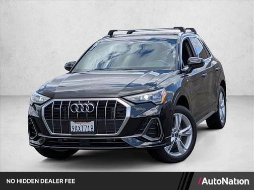 Mythos Black Metallic 2022 Audi Q3 45 S line Premium