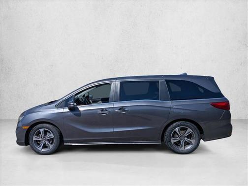 White Diamond Pearl 2018 Honda Odyssey Touring