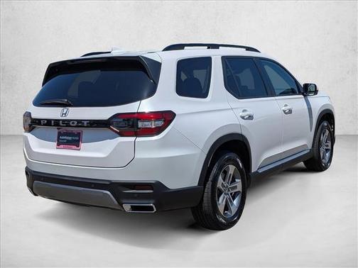 Platinum White Pearl 2026 Honda Pilot EX-L