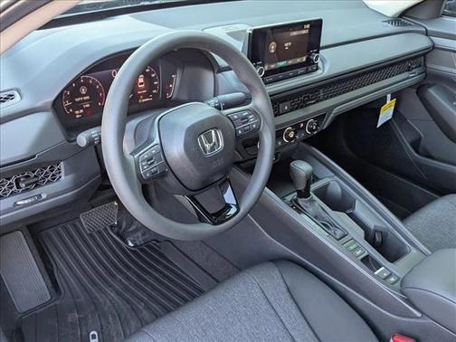 2025 Honda Accord LX 1.5T