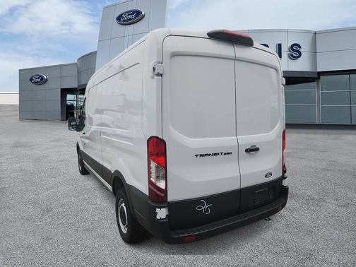 Oxford White 2026 Ford Transit-250 Base