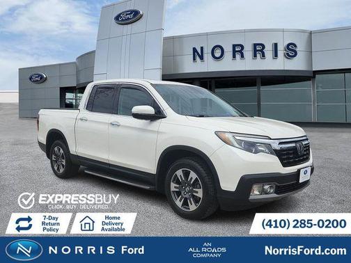 White 2019 Honda Ridgeline RTL-E
