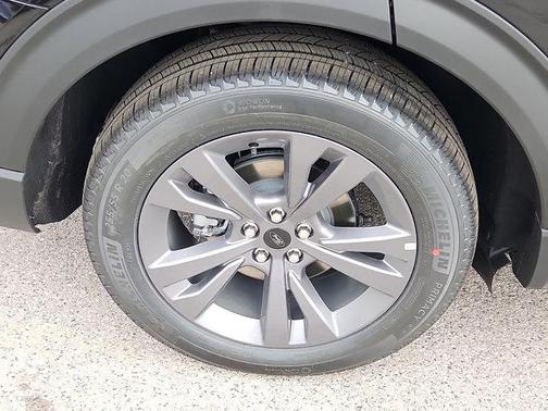 2026 Ford Explorer Active (200A)