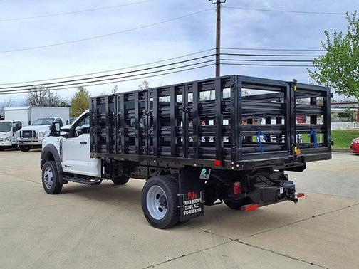 Oxford White 2024 Ford F-450 XL