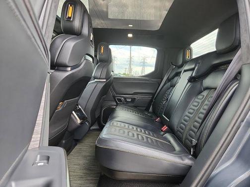 El Cap Granite 2022 Rivian R1T Adventure