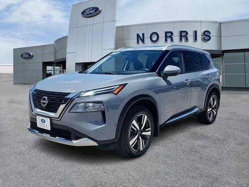 Boulder Gray Pearl 2023 Nissan Rogue Platinum