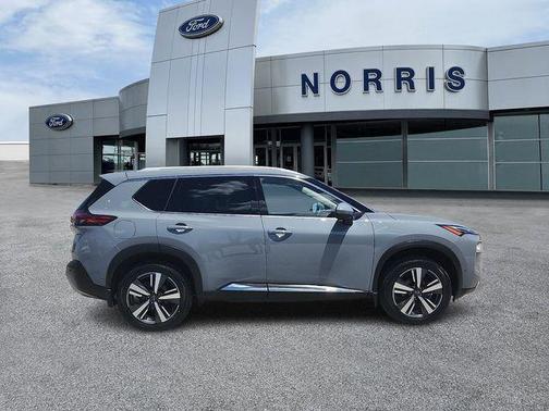 Boulder Gray Pearl 2023 Nissan Rogue Platinum