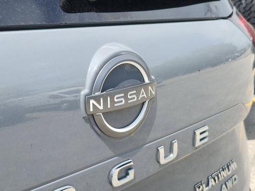 Boulder Gray Pearl 2023 Nissan Rogue Platinum