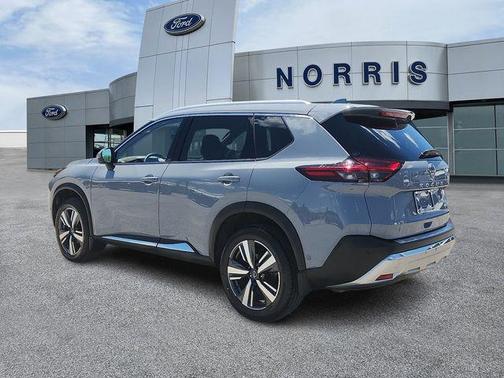 Boulder Gray Pearl 2023 Nissan Rogue Platinum