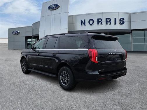 2025 Ford Expedition Max Active 4x4