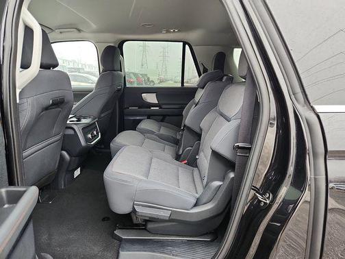 2025 Ford Expedition Max Active 4x4