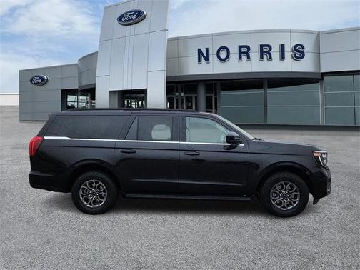 2025 Ford Expedition Max Active 4x4