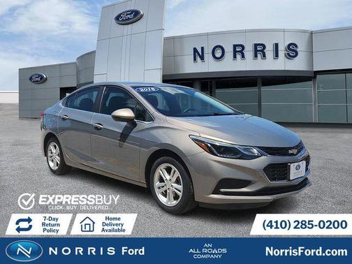 Pepperdust Metallic 2018 Chevrolet Cruze LT