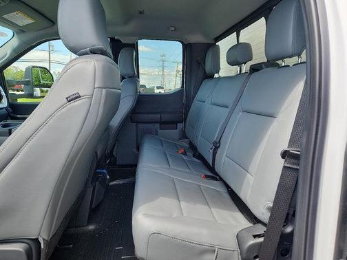 Oxford White 2024 Ford F-450 XL