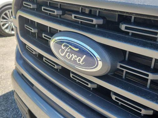 Carbonized Gray Metallic 2023 Ford F-150 XLT