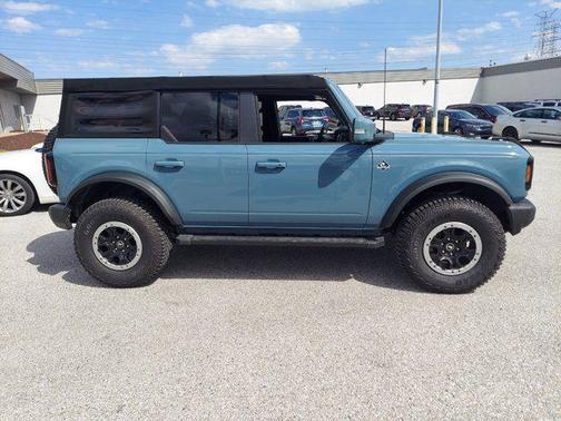 2021 Ford Bronco Outer Banks