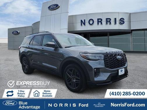 Carbonized Gray Metallic 2026 Ford Explorer ST-Line