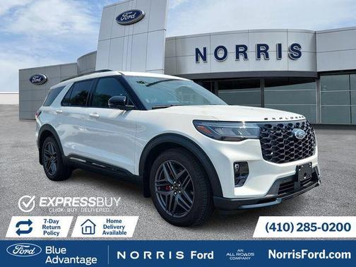 Star White Metallic Tri-Coat 2025 Ford Explorer ST