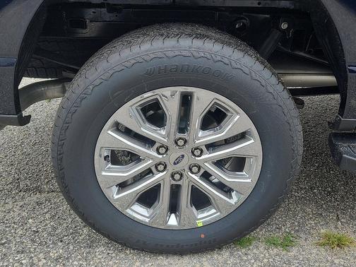 Antimatter Blue Metallic 2026 Ford F-150 Lariat