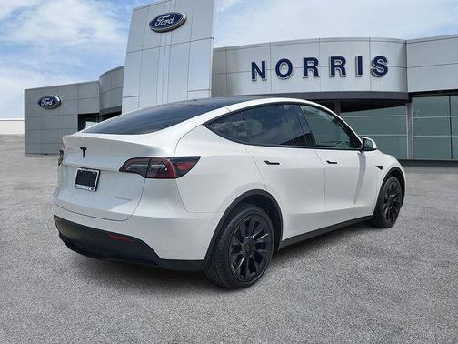 2023 Tesla Model Y Long Range Dual Motor All-Wheel Drive