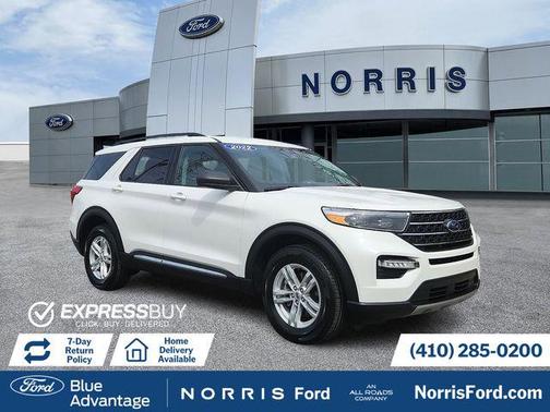 White Metallic 2022 Ford Explorer XLT