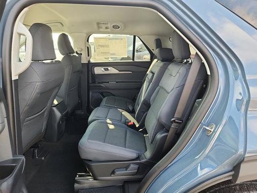 2026 Ford Explorer Active (200A)