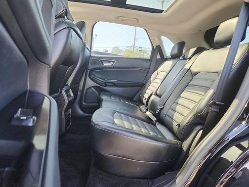 Shadow Black 2017 Ford Edge SEL