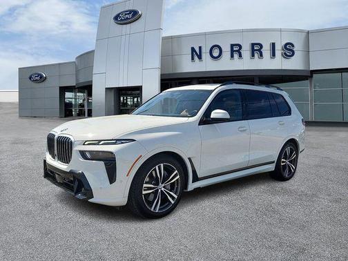 Alpine White 2023 BMW X7 xDrive40i