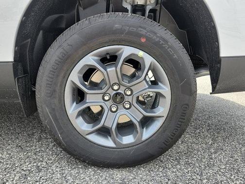 Oxford White 2026 Ford Maverick XLT