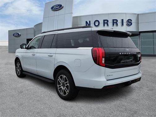 2025 Ford Expedition Max Active 4x4