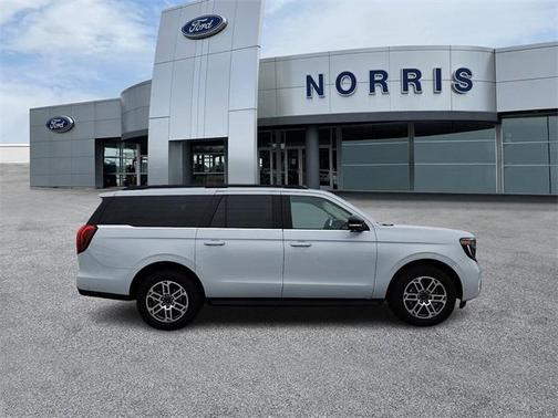 2025 Ford Expedition Max Active 4x4