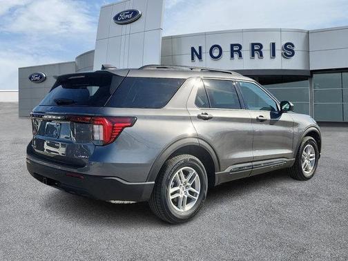 Carbonized Gray Metallic 2026 Ford Explorer Active w/200A Pkg