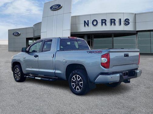 2017 Toyota Tundra SR5