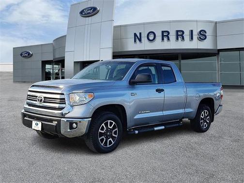 2017 Toyota Tundra SR5