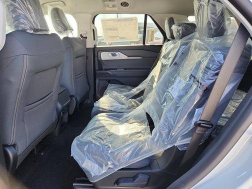 2026 Ford Explorer Active (200A)