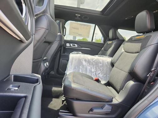 Vapor Blue Metallic 2026 Ford Explorer Tremor