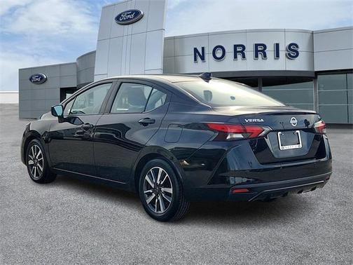 2021 Nissan Versa 1.6 SV