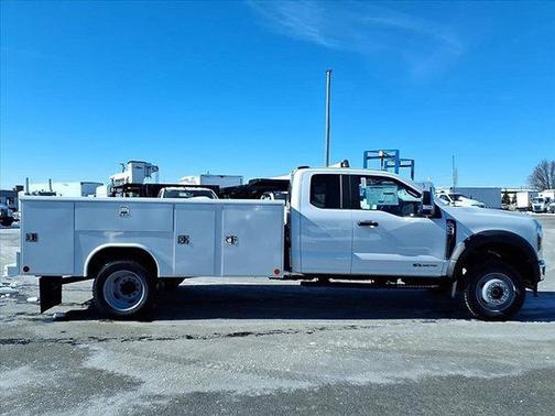 Oxford White 2026 Ford F-450