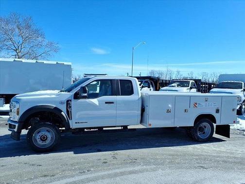 Oxford White 2026 Ford F-450