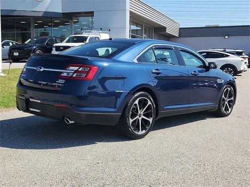 2016 Ford Taurus SEL