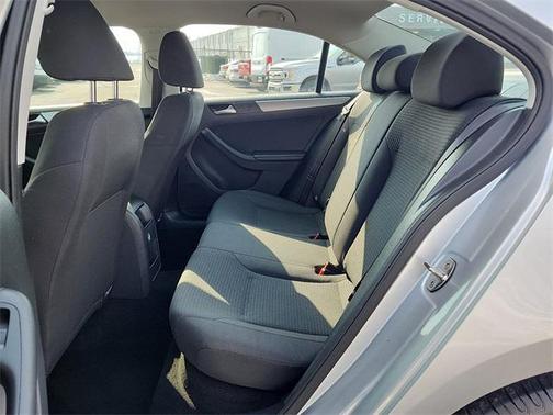 2015 Volkswagen Jetta 1.8T SE