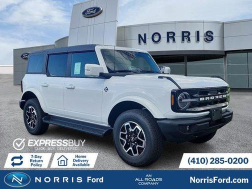 2025 Ford Bronco Outer Banks