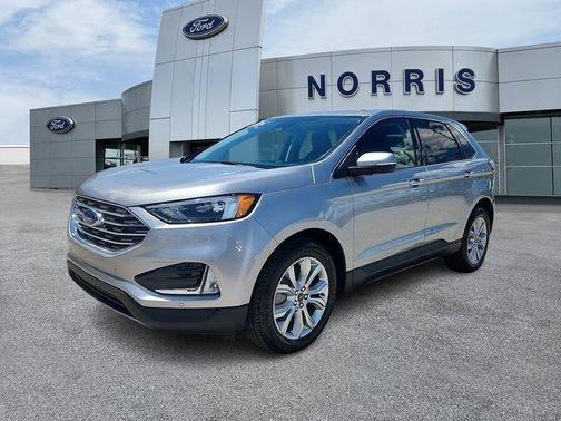 Silver Metallic 2024 Ford Edge Titanium