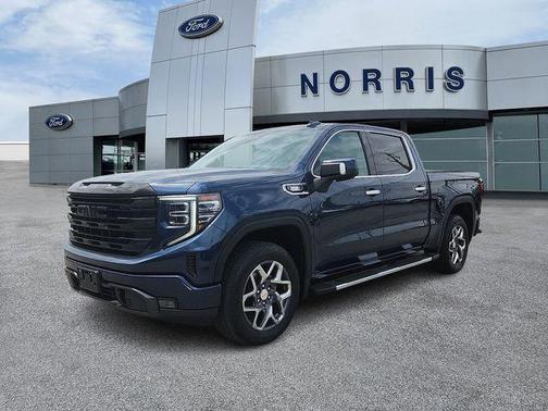 Pacific Blue Metallic 2023 GMC Sierra 1500 SLT