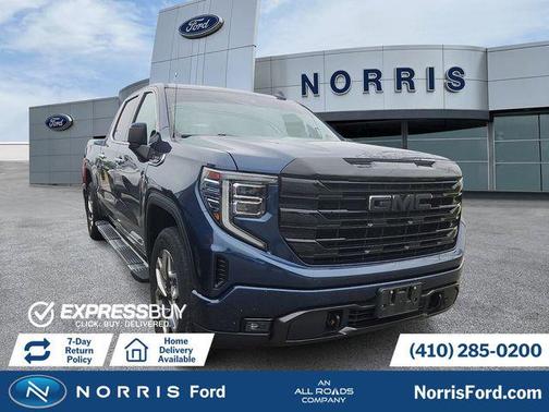 Pacific Blue Metallic 2023 GMC Sierra 1500 SLT