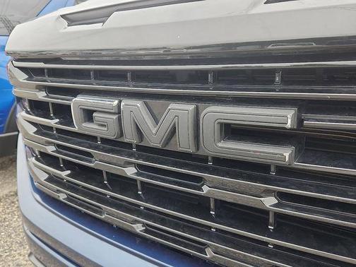 Pacific Blue Metallic 2023 GMC Sierra 1500 SLT