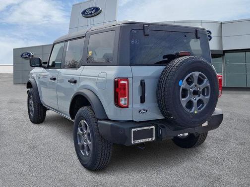 Avalanche Gray 2026 Ford Bronco Big Bend