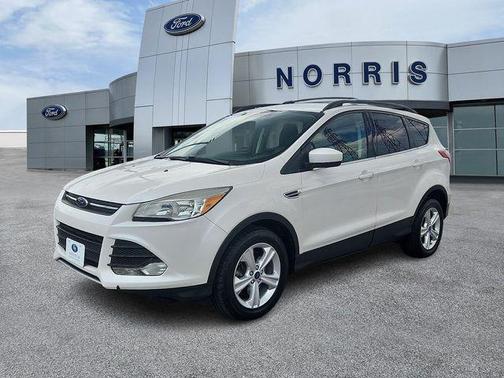 White Platinum Tricoat 2013 Ford Escape SE