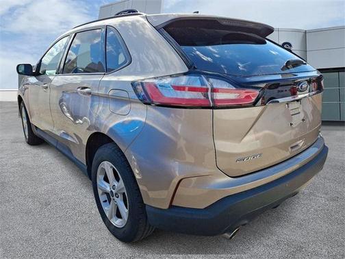 Desert Gold 2020 Ford Edge SE